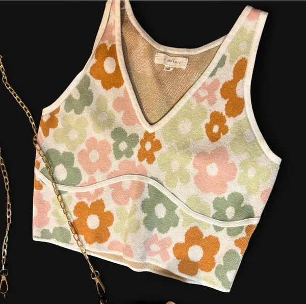 LA Hearts Crop Top - Image 2