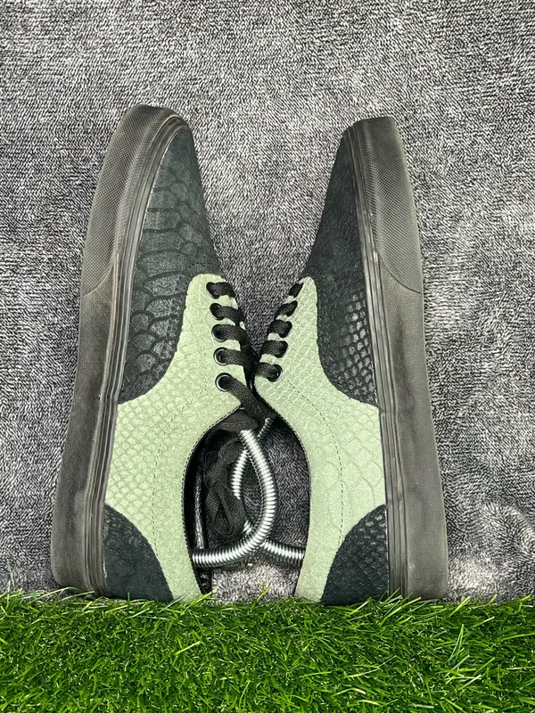 Vans x Harry Potter Low Top Sneakers Green Black | Men’s 7 Women’s 8.5 - Image 6