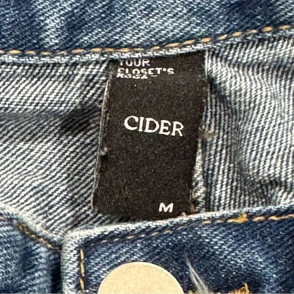 Cider Wide Leg Distressed Raw Hem Jeans Women’s Medium - Image 4