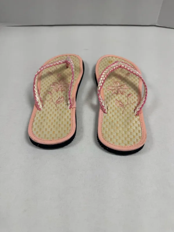 Beautiful Bamboo Seagrass Footbed‎ Flip Flop - Size 7.5. - Image 2