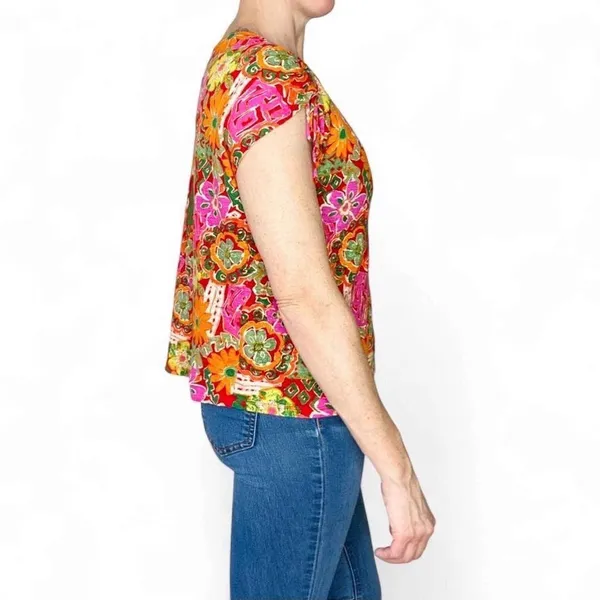 Nicole Miller Colorful Floral Abstract Linen Casual T-Shirt - Image 5