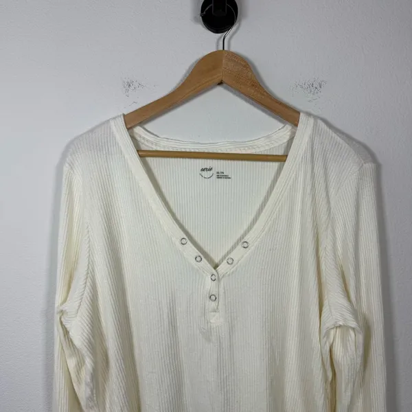 Aerie Women’s Cozy Ribbed Knit Henley in Ivory Size XXL - Image 4