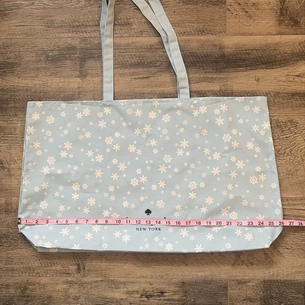 KATE SPADE XL Snowflake Carryall Tote Bag ♠️❄️ - Image 4