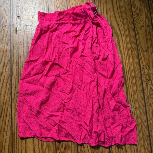 Nine West Faux Wrap Midi Skirt Size L Hot Pink Textured Leopard Jacquard O-Ring - Image 2