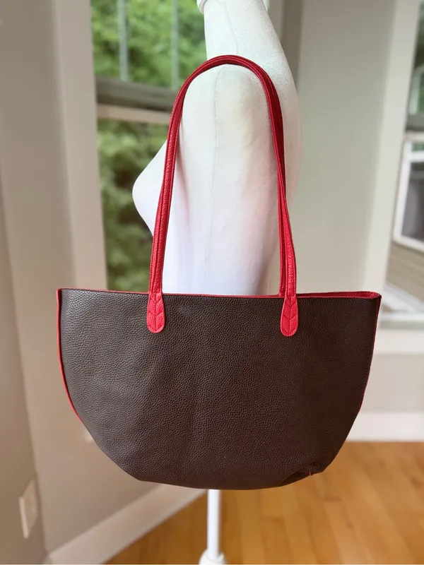 Source Unknown Black Red Pebbled Vegan Leather Large Tote Bag - Image 9