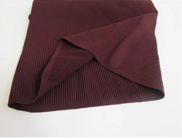 NWT Stretch Ponte Viscose Blend Pencil. Skirt Size M - Image 7