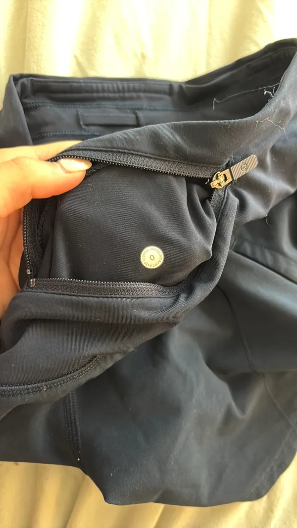 Lululemon Speed Up Shorts 4" - Image 3