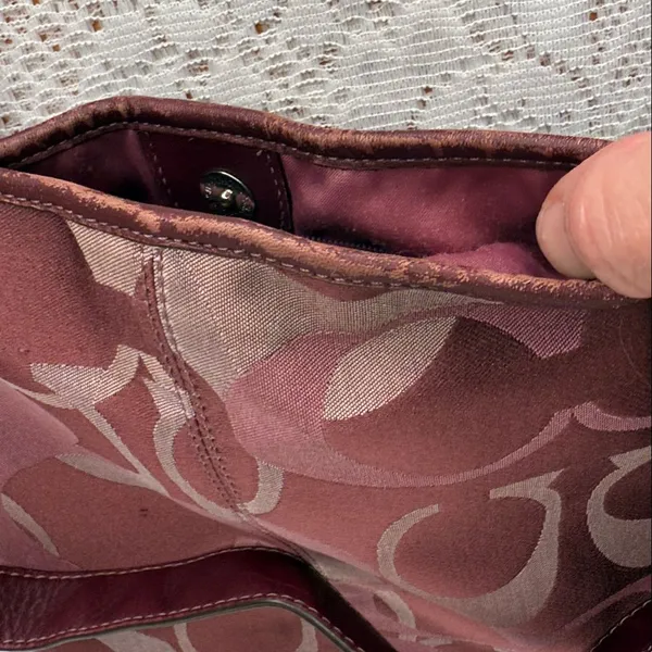 Coach Penelope signature plum purple sateen leather crossbody shoulder bag - Image 6