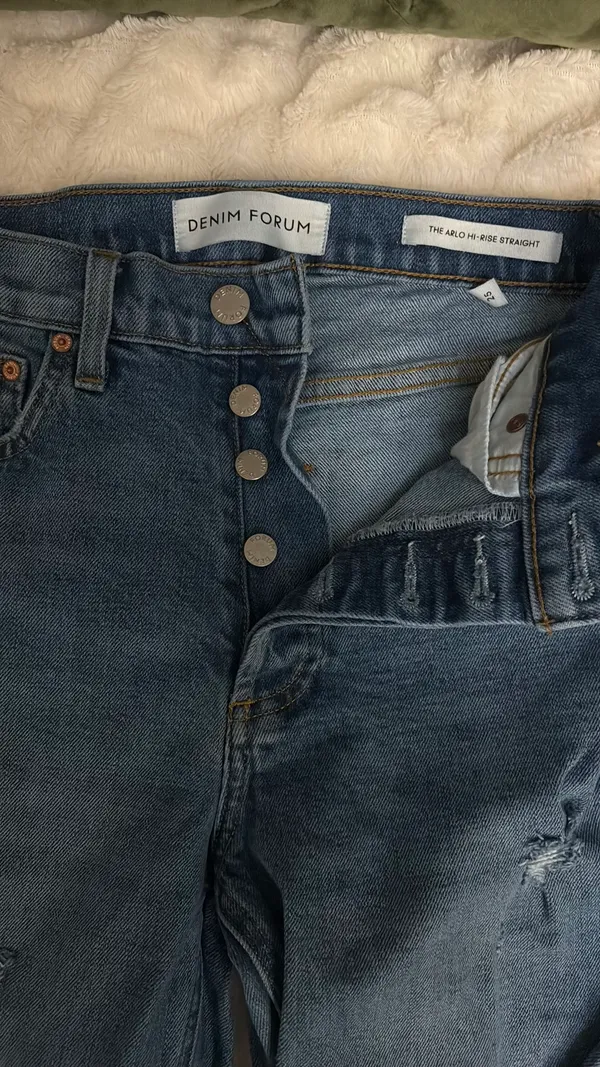 Denim Aritzia Forum High-Rise Jeans Straight - Image 2