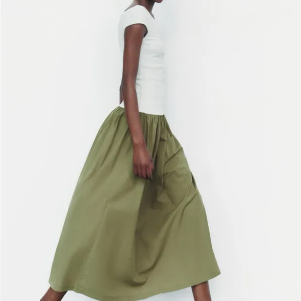 Zara White and Olive‎ Green Off-Shoulder Midi Dress - Image 6