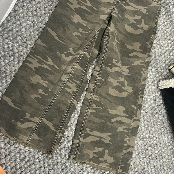 TopShop Moto Camo‎ Straight Leg Pant Size 25 - Image 3