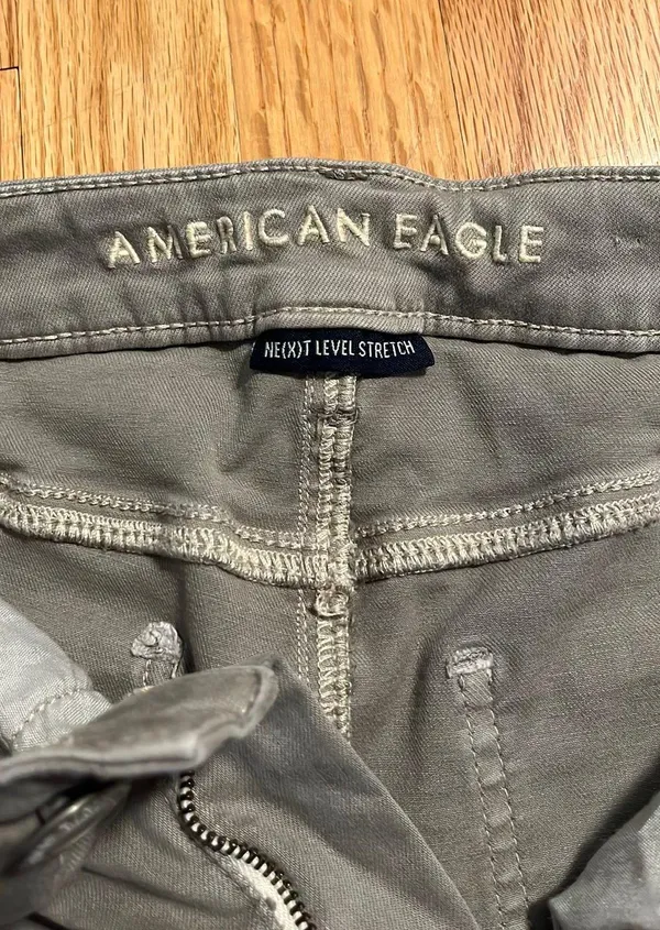 American Eagle Camo Skinny Jeans - Image 3