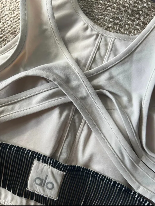 Alo Yoga Electric High Neck Sports Bra Bone Cream Black Ribbed Size XS - Image 9