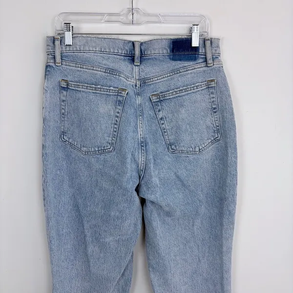 Abercrombie & Fitch The 90s Straight Ultra High Rise Curve Love Light Wash 31/12 - Image 7