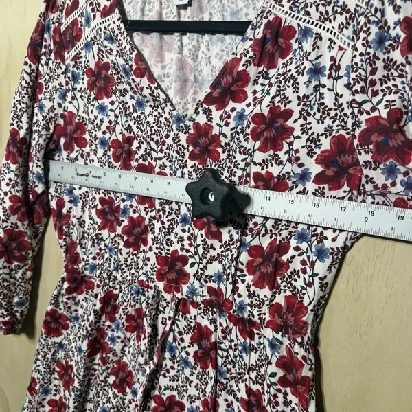 Old Navy Floral Dress‎ Medium Boho Peasant Rayon V Neck Spring Season - Image 4