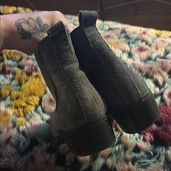Gray Suede Chelsea Ankle Boots - Image 7