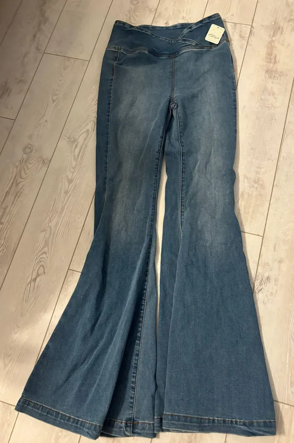 Free People Flare Jeans - Image 2