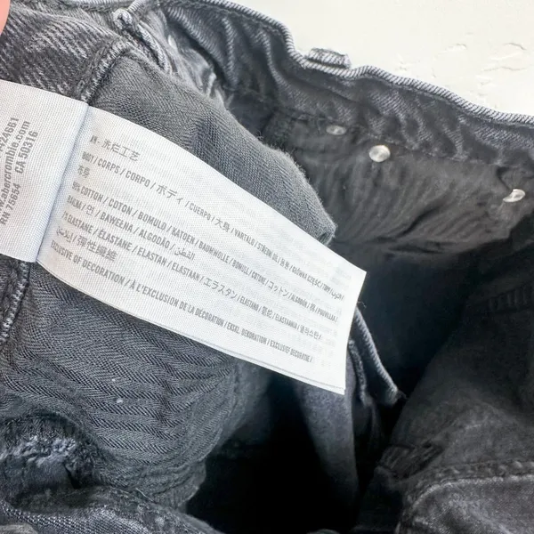 Abercrombie & Fitch | 90s Straight Ultra High Rise Distressed‎ Black Jeans Sz 27 - Image 6