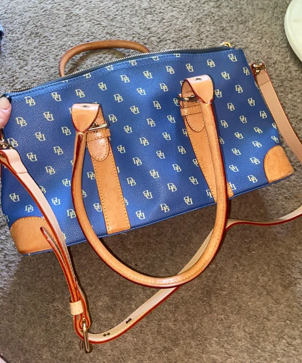 Dooney & Bourke Cross Body Purse - Image 5