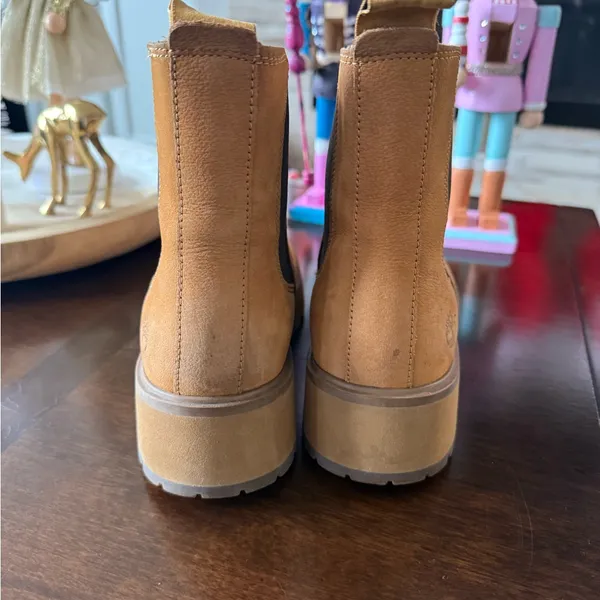 Timberland Carnaby Cool Women’s Chelsea Ankle Boot 8.5 - Image 4