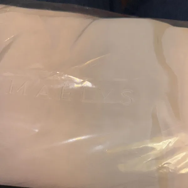 White‎ Cosmetic Bag - Image 4