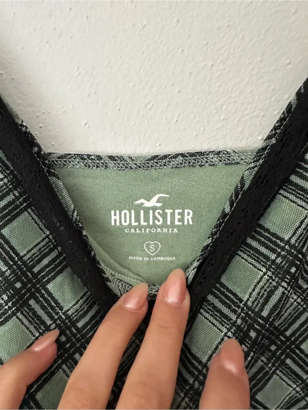 Hollister Teal Plaid Lace-Trim Crop Cami - Image 3