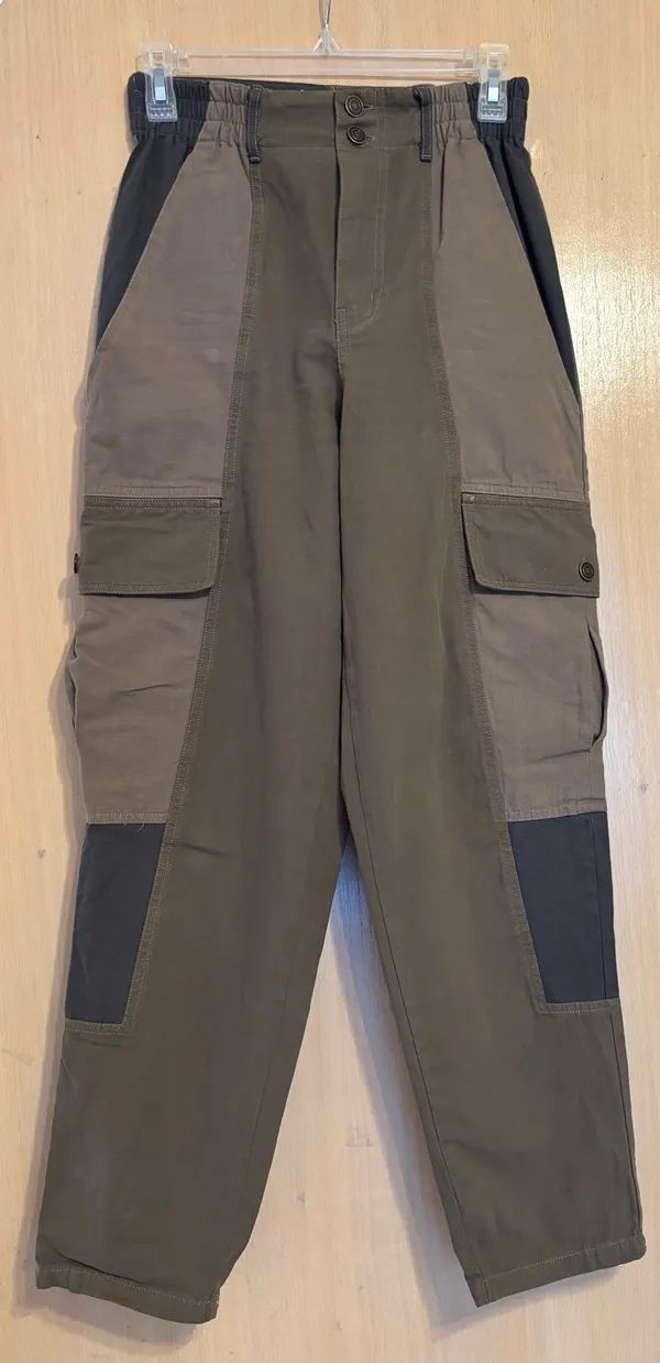 Gilded Intent elastic waist cargo joggers - Image 4