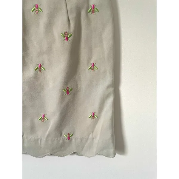 Lilly Pulitzer Vintage Scallop Bumble Bee Embroidered Skirt Tan Green Pink Sz 2 - Image 4