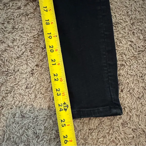 American Eagle Outfitters Distressed Black Hi-Rise Jeggings size 2 Short - Image 6