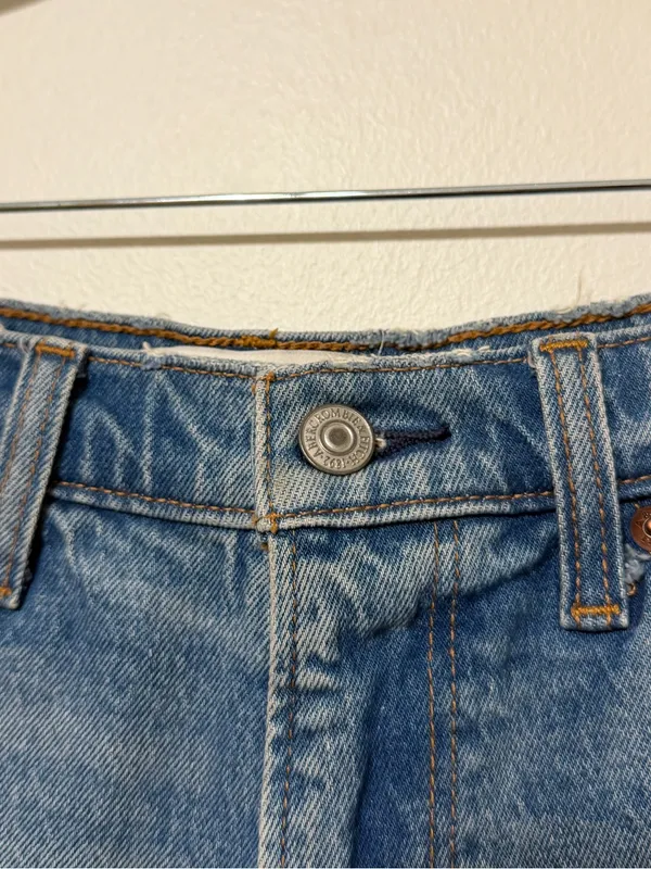 Abercrombie & Fitch The Mom Short High Rise Curve Love Size 10 / 30 - Image 5