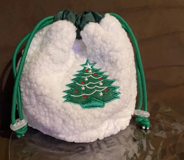 Christmas Tree Sherpa Drawstring Bag White - Image 7