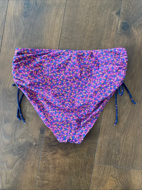 Matilda Jane Sunkissed Swim Take A Dip Floral Bikini Women’s Large - Image 7