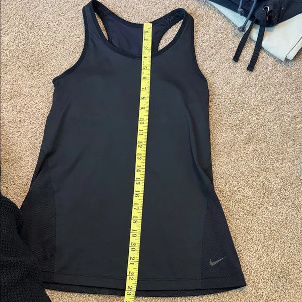 Nike Black Dri-fit Tank Top Size Medium - Image 8