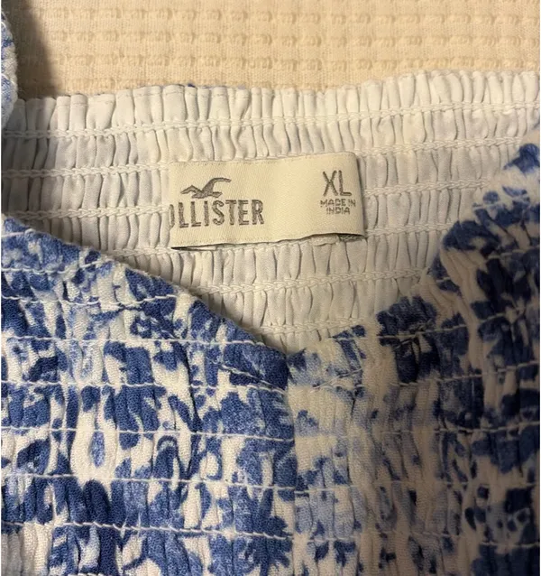 Hollister Babydoll Top - Image 3