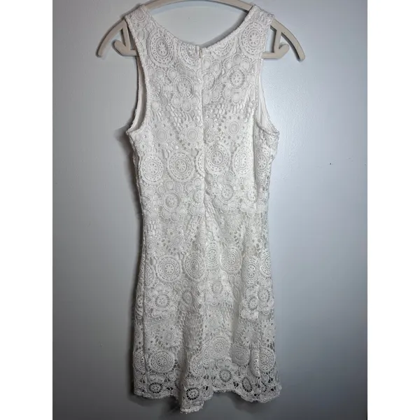 Youarenotalone White Crochet Lace Medallion Mini Dress Sleeveless Medium - Image 2