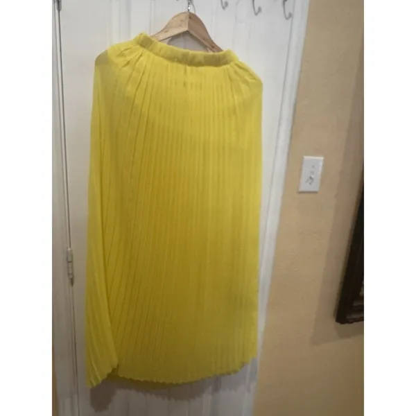 Papaya Pleated Skirt Size M Made In USA - Image 4