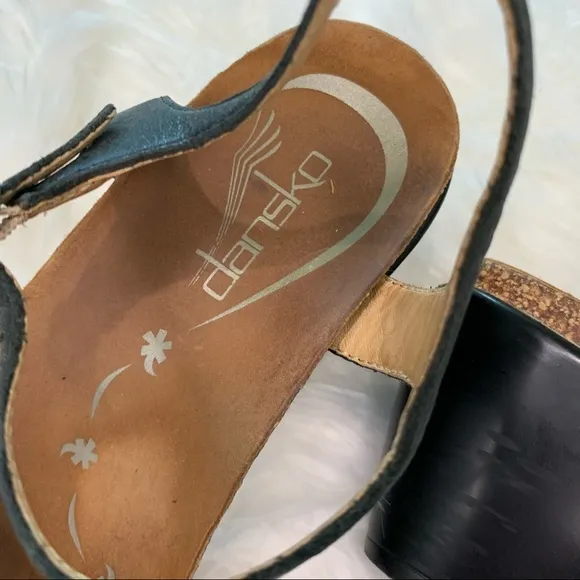 Dansko flower heels leather black size 38 or 7.5/8‎ - Image 2