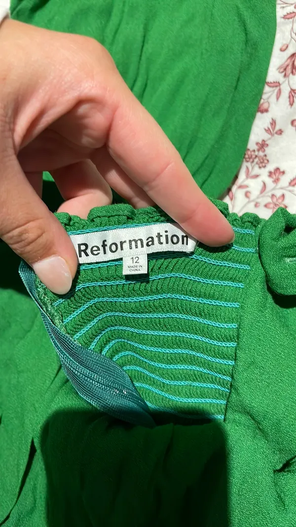 Reformation Jumper Green - Image 6