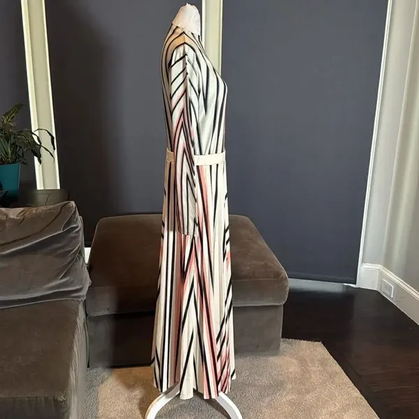 Women’s Long Sleeve Printed Casual Maxi Dress with Pleated Skirt Size M - Image 6
