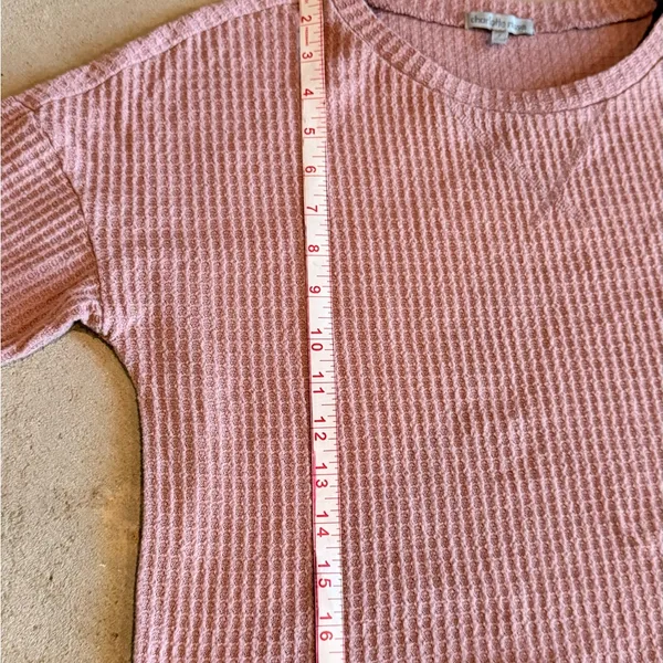 American Eagle Outfitters Textured Short Sleeve Tee in Pink - Image 2