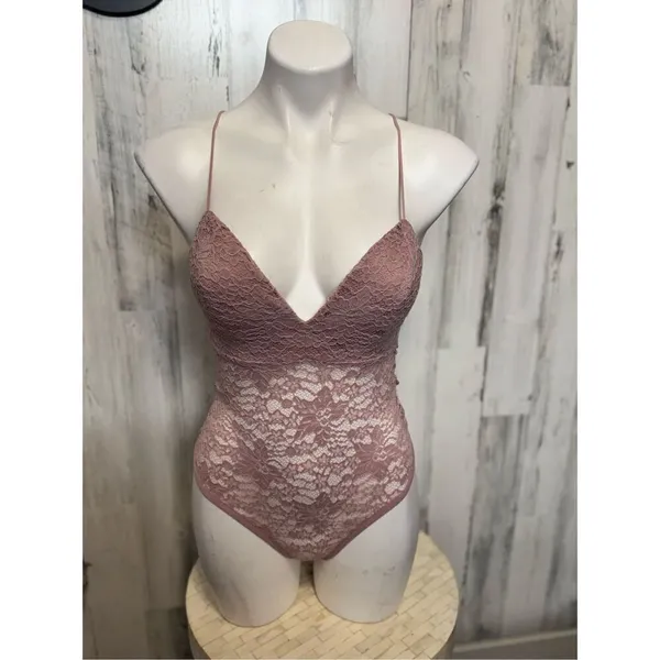 Windsor pink laced bodysuit - Image 6