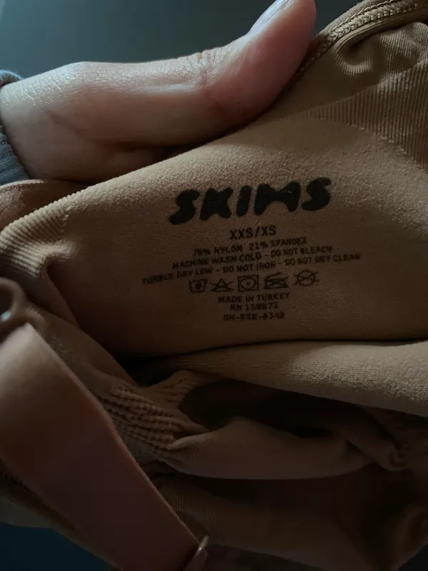 SKIMS Bodysuit - Image 3