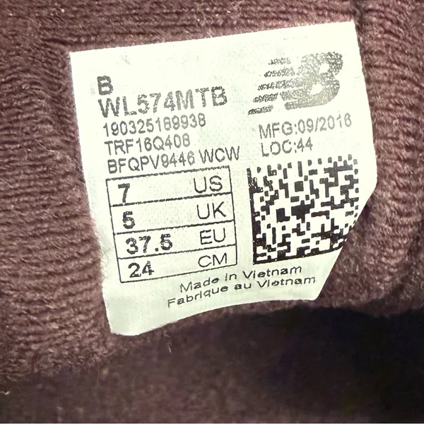 NEW BALANCE 574 Molten Maroon Burgundy Creased Gold Heel Sneakers Size 7 - Image 11