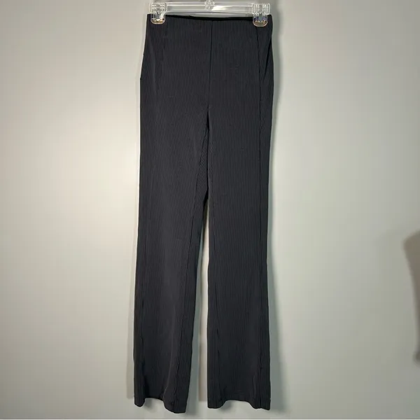 Lululemon Ribbed Softstreme Dark Gray Zip-Leg High-Rise Pants Women's Size 4 - Image 3