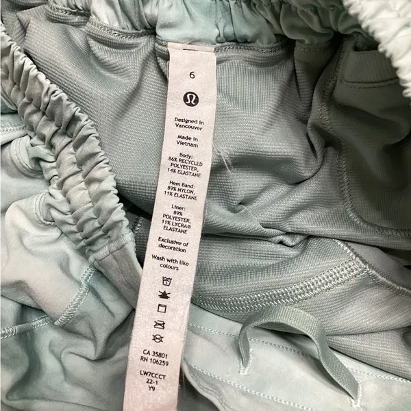 lululemon Hotty Hot Low/Rise Shorts With A 4” Inseam - Image 4