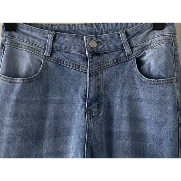 NWOT ~ Boho Washed Out Casual Denim Hippie Chic Blue Jeans ~ Women's Size LARGE - Image 2