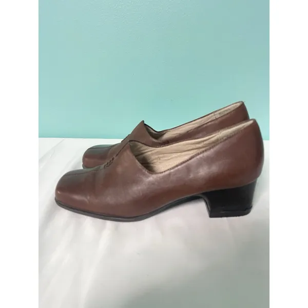 Strictly Comfort Women 8.5 Brown Leather Shoe Square‎ Toe Block Heel S-409 - Image 4