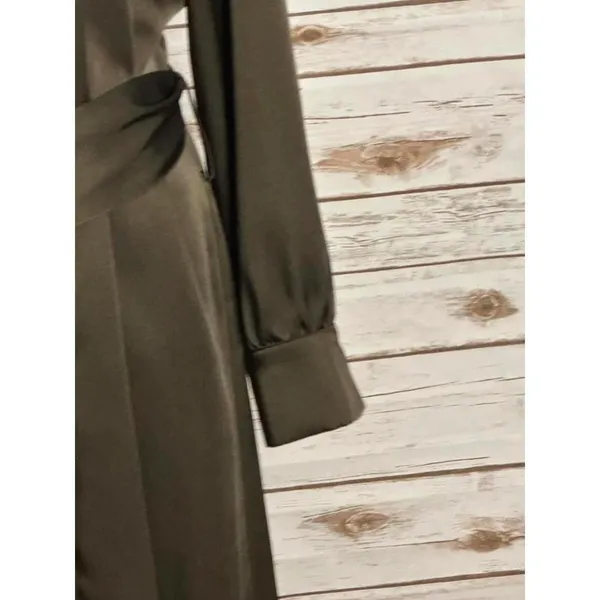 Zara olive green satin grommet detail belted Ring Trim maxi shirtdress Size M - Image 5