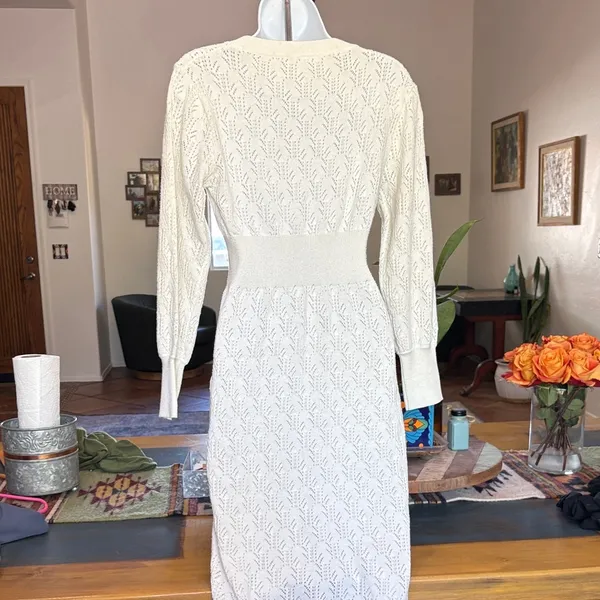 Chic Ivory Knit Long Sleeve Dress - Image 3