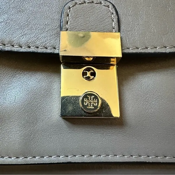 Tory Burch Leather Crossbody Bag - Image 3